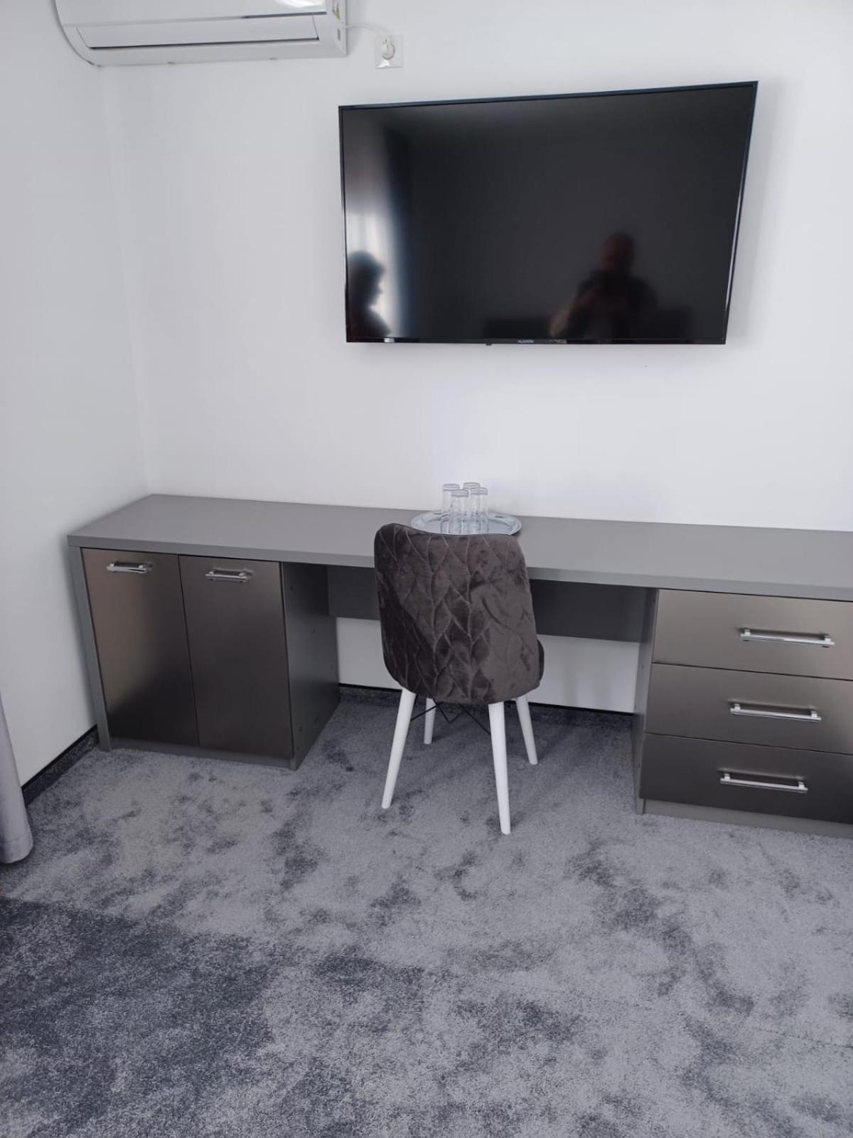 Motel Moara Veche Sacalaseni Luaran gambar
